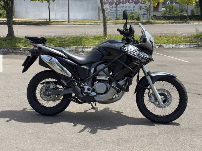 HONDA - XL 700V - 2011/2011 - Preta - R$ 34.900,00