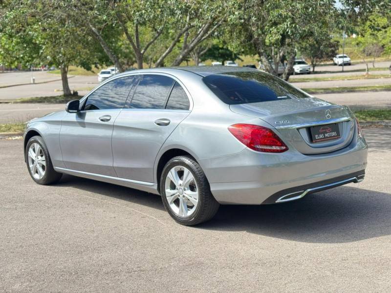 MERCEDES-BENZ - C 180 - 2016/2016 - Prata - R$ 115.000,00