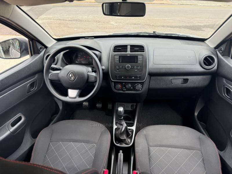 RENAULT - KWID - 2021/2022 - Prata - R$ 48.900,00