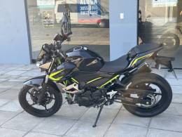 KAWASAKI - Z400 - 2020/2020 - Verde - R$ 27.500,00