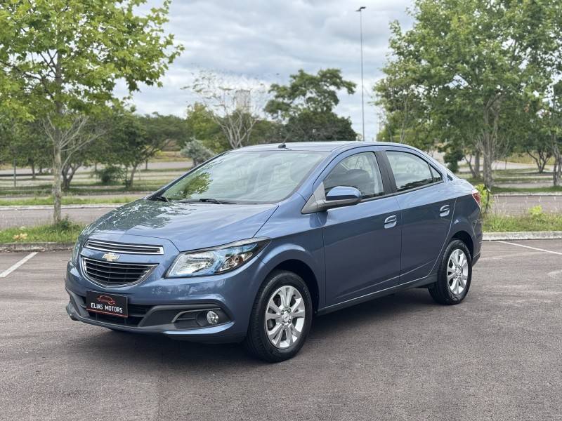 CHEVROLET - PRISMA - 2013/2014 - Azul - R$ 58.500,00