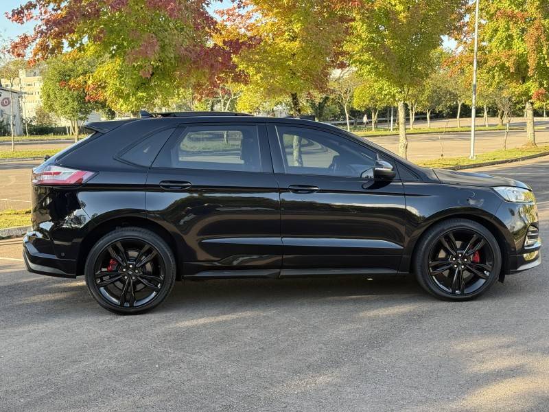 FORD - EDGE - 2019/2019 - Preta - R$ 265.000,00