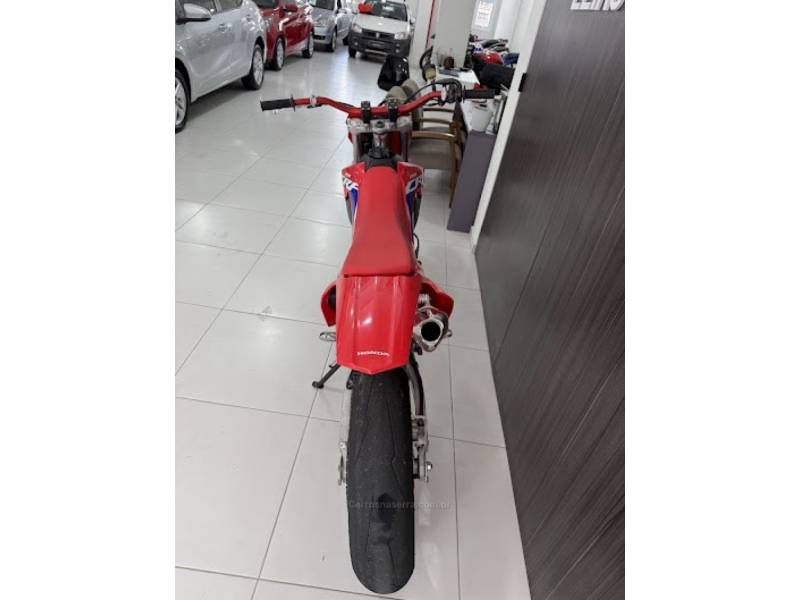 HONDA - CRF 250F - 2023/2023 - Vermelha - R$ 25.000,00