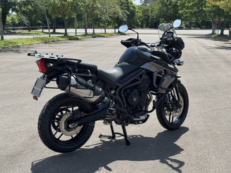 TRIUMPH - TIGER 800 - 2016/2017 - Preta - R$ 48.900,00