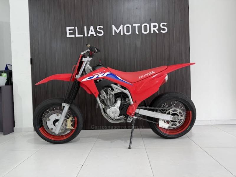 HONDA - CRF 250F - 2023/2023 - Vermelha - R$ 25.000,00