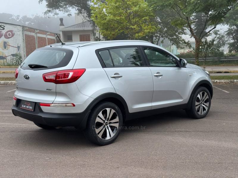 KIA MOTORS - SPORTAGE - 2012/2013 - Prata - R$ 72.000,00