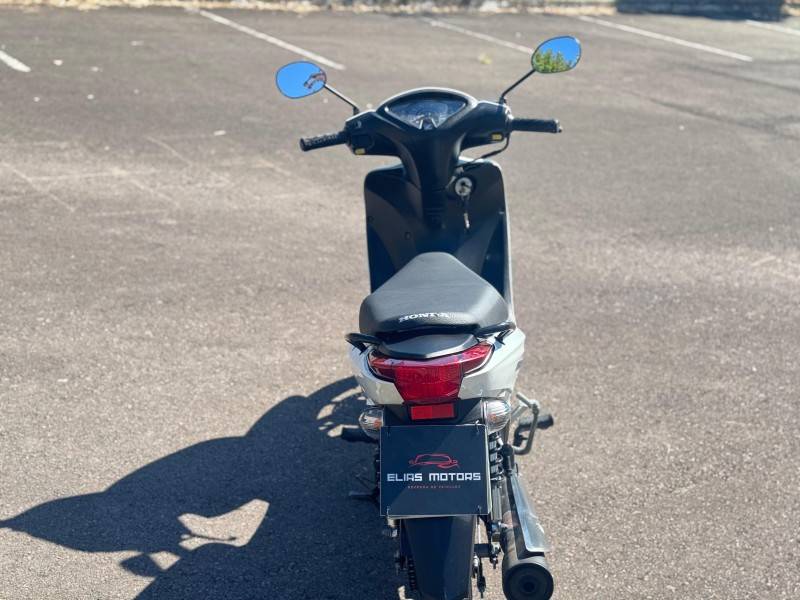 HONDA - BIZ 125 - 2014/2014 - Branca - R$ 12.800,00
