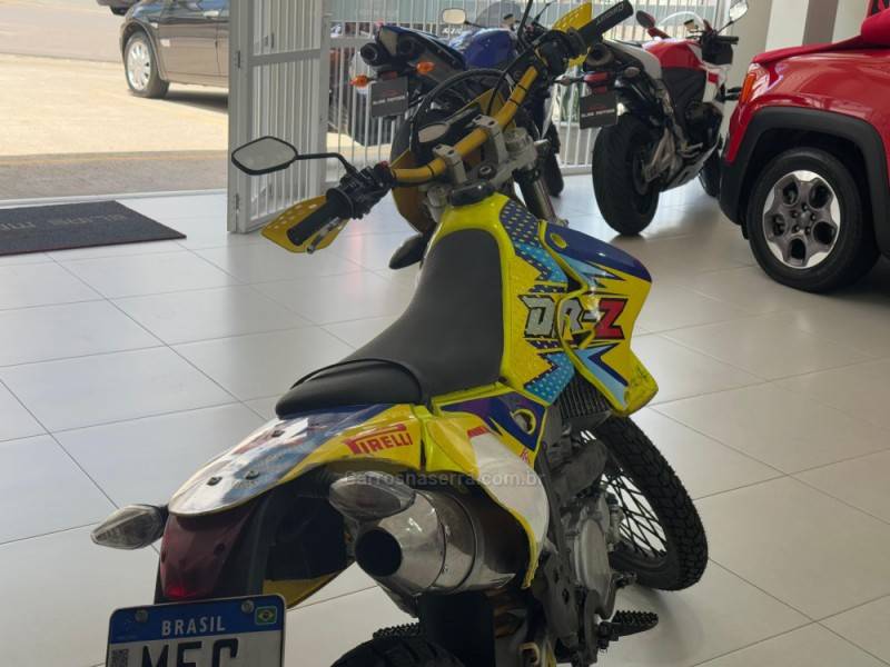 SUZUKI - DR-Z 400E - 2003/2003 - Amarela - R$ 18.900,00
