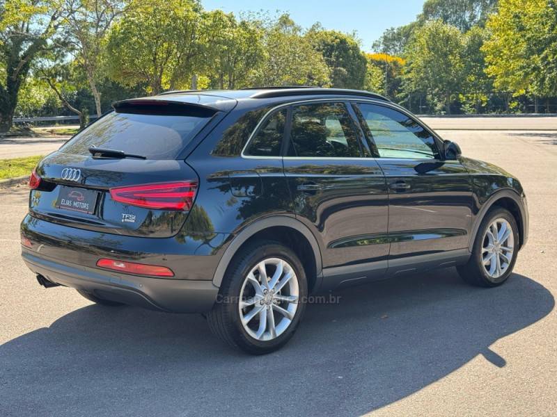 AUDI - Q3 - 2015/2015 - Preta - R$ 92.500,00
