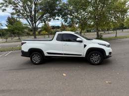 FIAT - STRADA - 2021/2022 - Branca - R$ 83.000,00