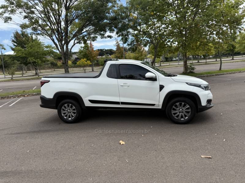 FIAT - STRADA - 2021/2022 - Branca - R$ 83.000,00