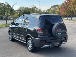CHEVROLET - SPIN - 2015/2016 - Preta - R$ 63.000,00