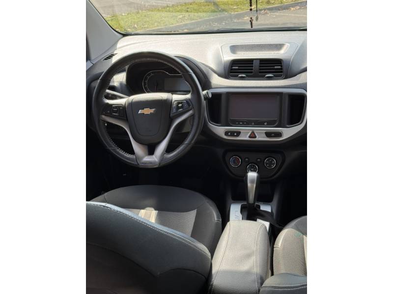 CHEVROLET - SPIN - 2015/2016 - Preta - R$ 63.000,00