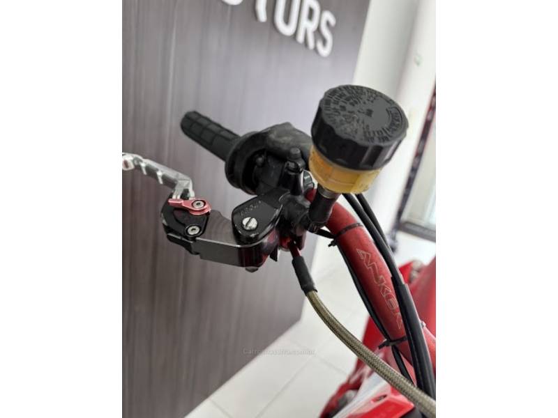HONDA - CRF 250F - 2023/2023 - Vermelha - R$ 25.000,00