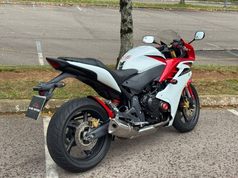 HONDA - CBR 600F - 2013/2013 - Branca - R$ 38.900,00