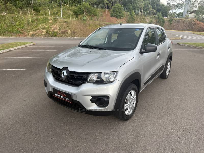 RENAULT - KWID - 2021/2022 - Prata - R$ 48.900,00