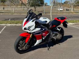HONDA - CBR 1000RR - 2013/2013 - Branca - R$ 59.900,00