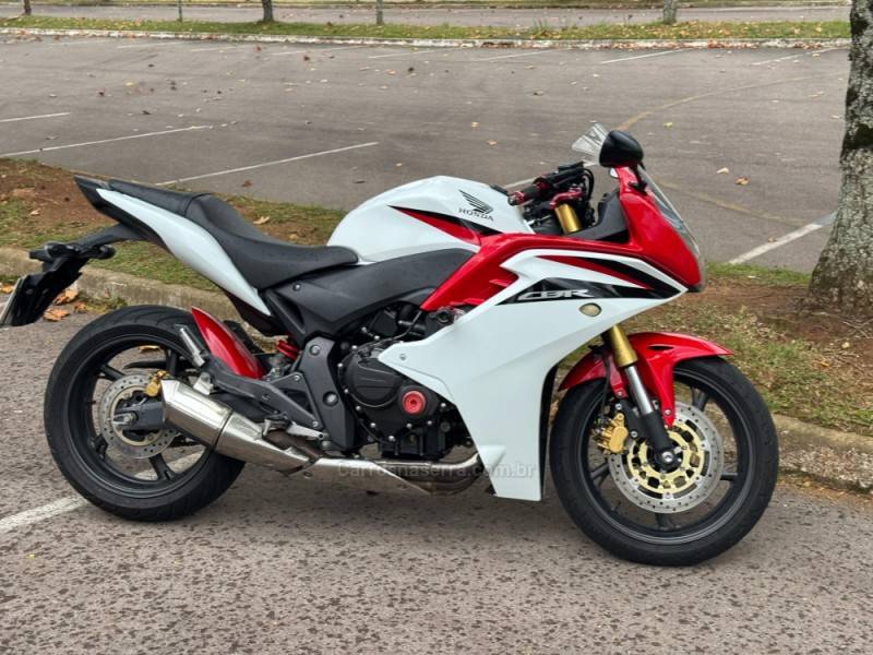 HONDA - CBR 600F - 2013/2013 - Branca - R$ 38.900,00