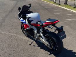 HONDA - CBR 1000RR - 2013/2013 - Branca - R$ 59.900,00