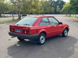 FORD - ESCORT - 1994/1995 - Vermelha - R$ 35.900,00