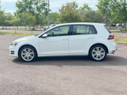 VOLKSWAGEN - GOLF - 2014/2015 - Branca - R$ 83.500,00