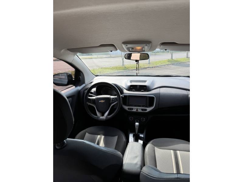 CHEVROLET - SPIN - 2015/2016 - Preta - R$ 63.000,00