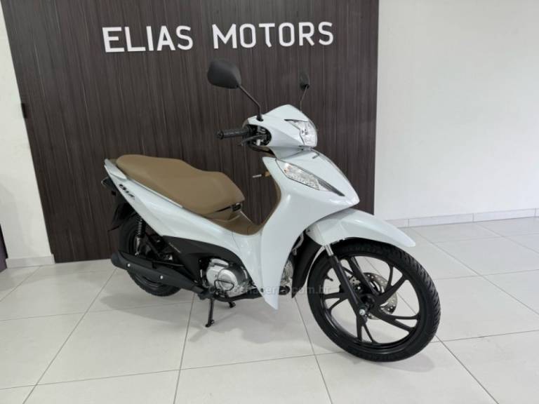 HONDA - BIZ 125 - 2025/2025 - Branca - R$ 20.000,00