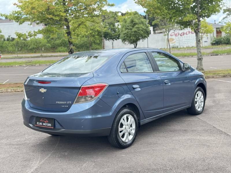 CHEVROLET - PRISMA - 2013/2014 - Azul - R$ 58.500,00