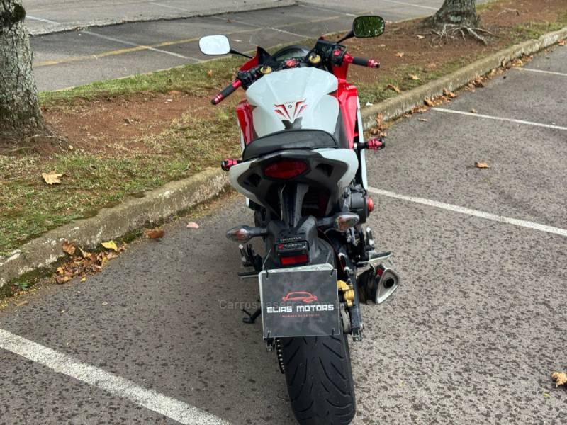 HONDA - CBR 600F - 2013/2013 - Branca - R$ 38.900,00