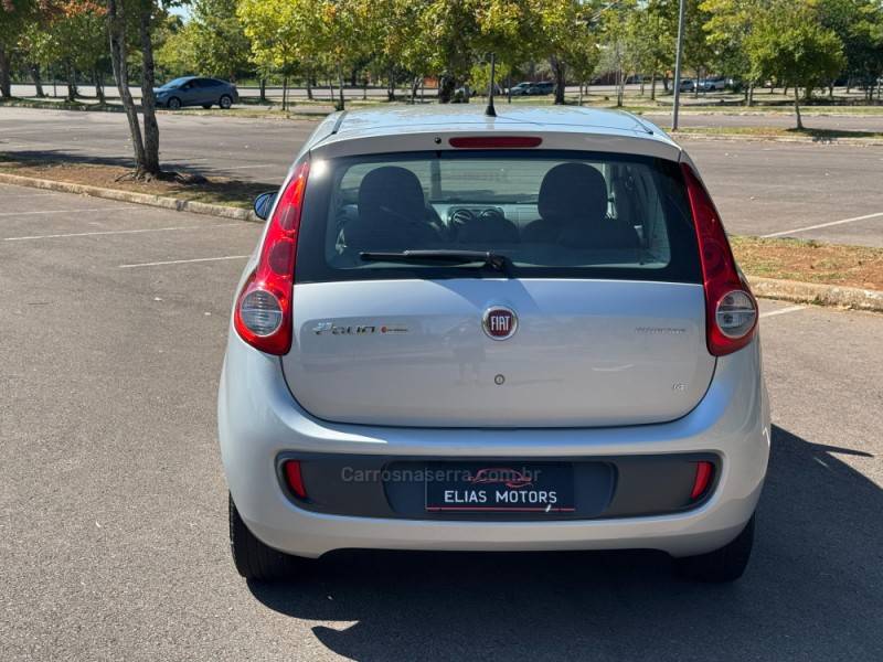FIAT - PALIO - 2013/2014 - Prata - R$ 42.500,00