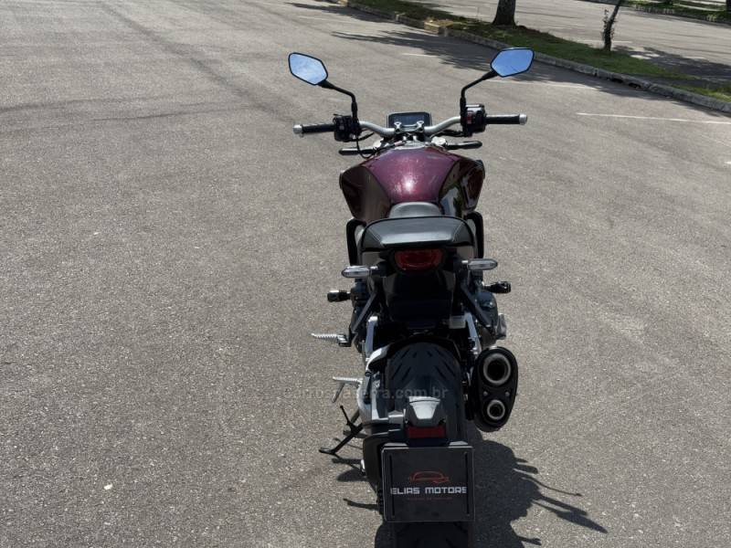 HONDA - CB 1000R - 2023/2024 - Vermelha - R$ 78.900,00