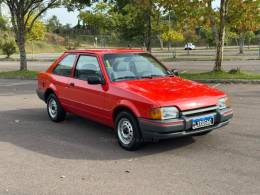 FORD - ESCORT - 1994/1995 - Vermelha - R$ 35.900,00
