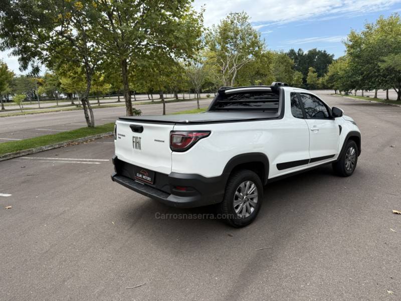 FIAT - STRADA - 2021/2022 - Branca - R$ 83.000,00