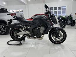HONDA - CB 650 - 2015/2015 - Preta - R$ 39.900,00