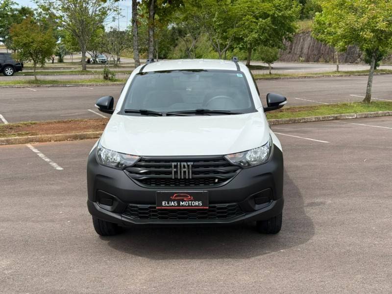 FIAT - STRADA - 2024/2025 - Branca - R$ 85.000,00