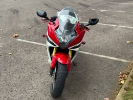 HONDA - CBR 600F - 2013/2013 - Branca - R$ 38.900,00