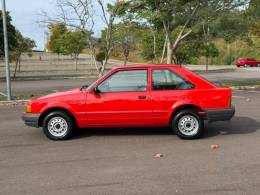 FORD - ESCORT - 1994/1995 - Vermelha - R$ 35.900,00
