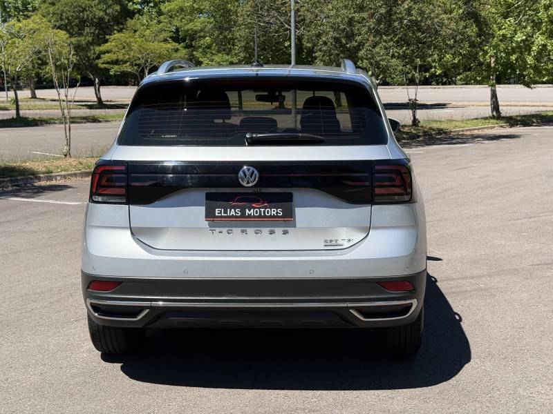VOLKSWAGEN - T-CROSS - 2019/2020 - Prata - R$ 110.000,00