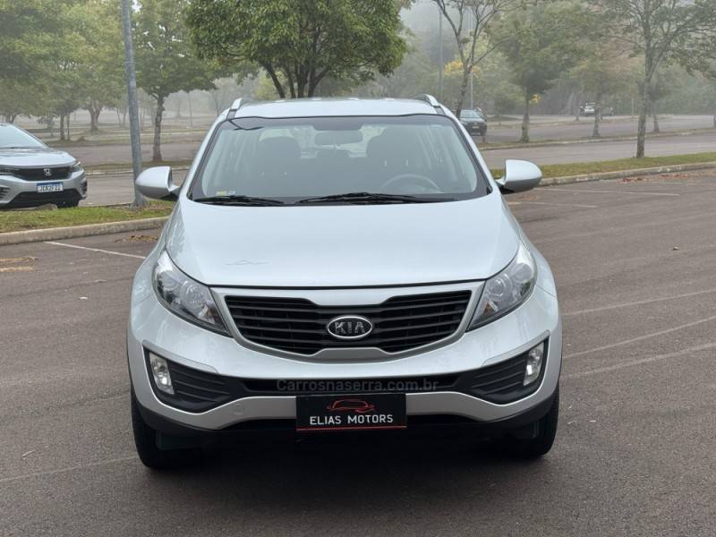 KIA MOTORS - SPORTAGE - 2012/2013 - Prata - R$ 72.000,00