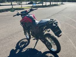 YAMAHA - XTZ 250 - 2022/2023 - Vermelha - R$ 26.900,00