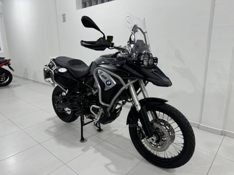 BMW - F 800 - 2017/2017 - Cinza - R$ 51.500,00