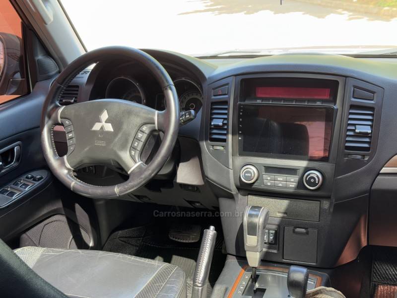 MITSUBISHI - PAJERO FULL - 2008/2008 - Prata - R$ 83.900,00