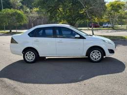 FORD - FIESTA - 2013/2014 - Branca - R$ 39.900,00