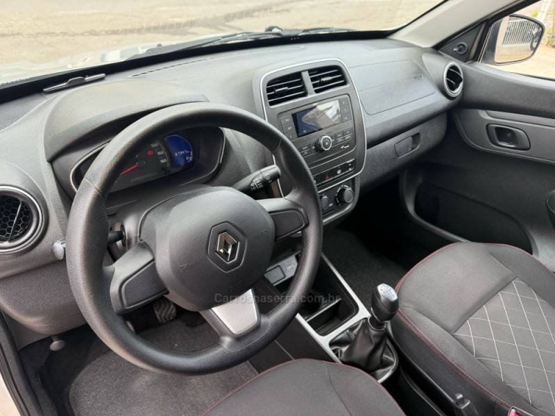 RENAULT - KWID - 2021/2022 - Prata - R$ 48.900,00