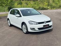 VOLKSWAGEN - GOLF - 2014/2015 - Branca - R$ 83.500,00