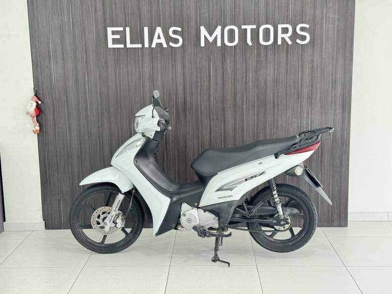 HONDA - BIZ 125 - 2013/2013 - Branca - R$ 12.900,00