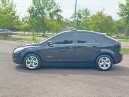 FORD - FOCUS - 2011/2012 - Preta - R$ 47.000,00