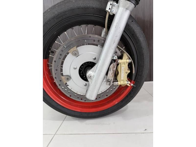 HONDA - CRF 250F - 2023/2023 - Vermelha - R$ 25.000,00