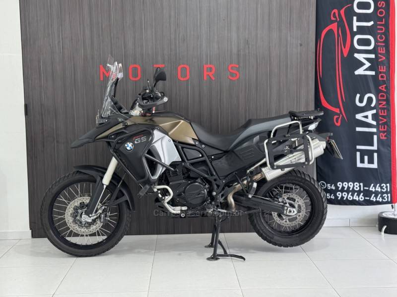 BMW - F 800 - 2016/2016 - Verde - R$ 50.000,00