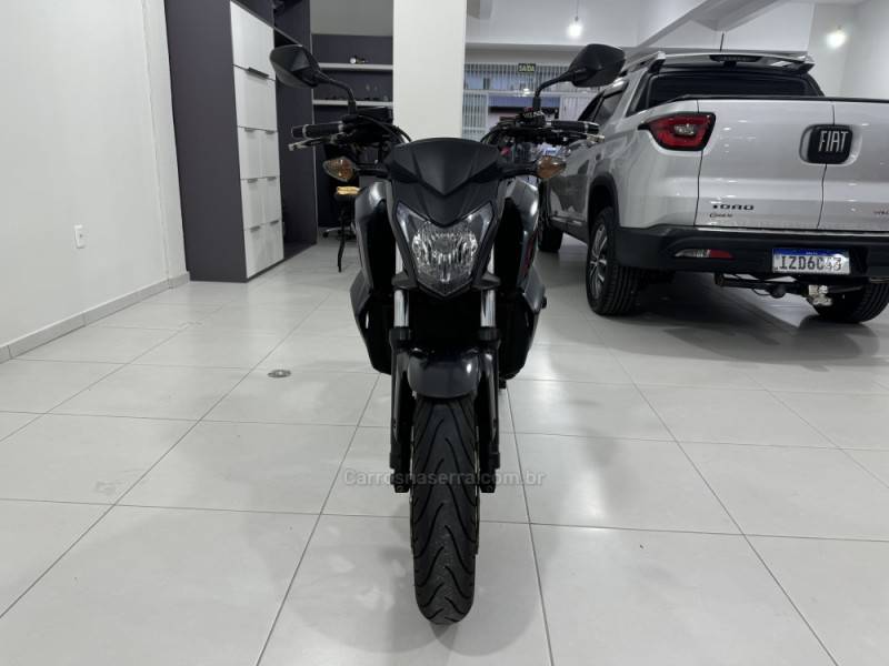 HONDA - CB 650 - 2015/2015 - Preta - R$ 39.900,00